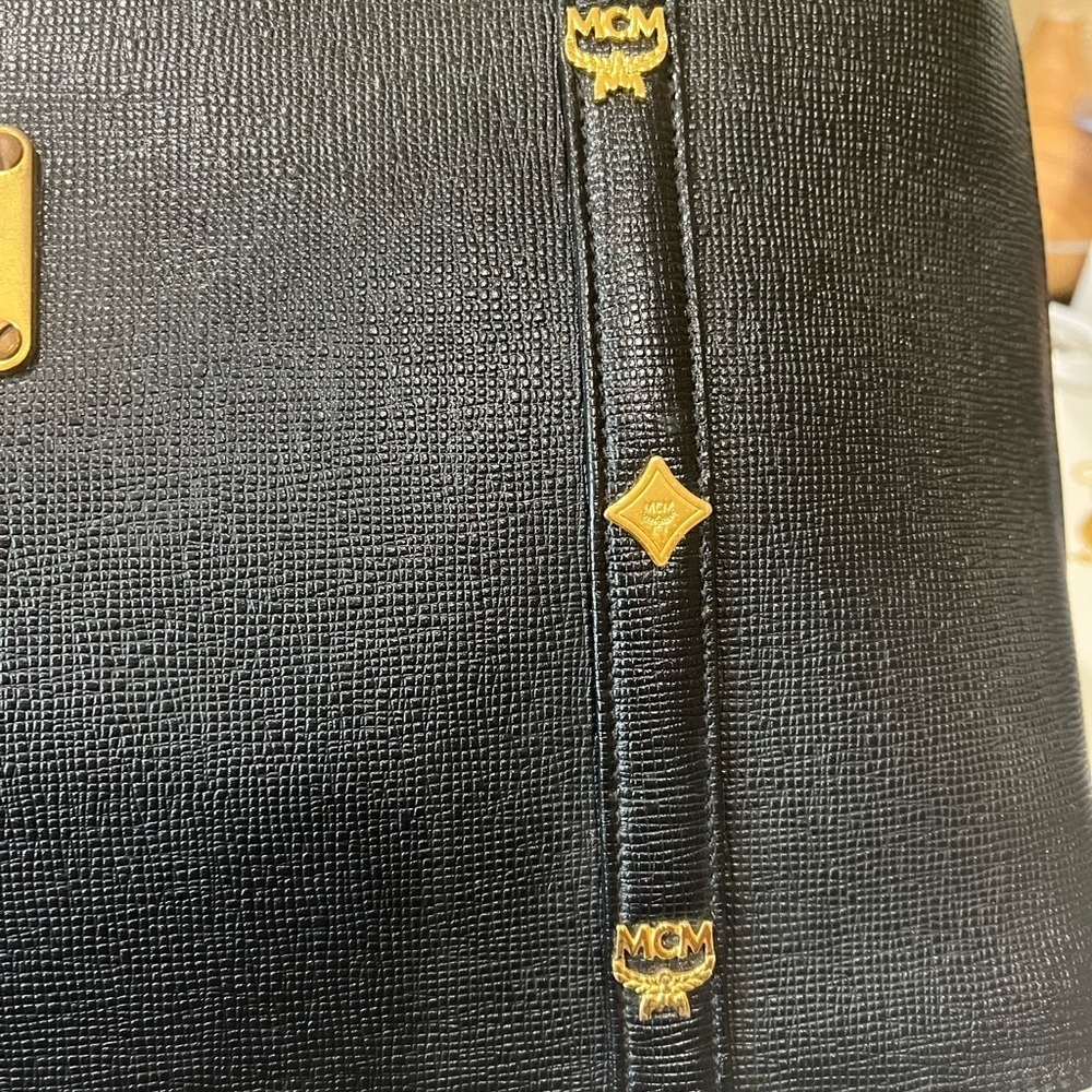 MCM BLACK LONG HANDLE TOTE - Picture 4 of 12